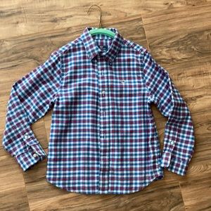 Boys vineyard vines